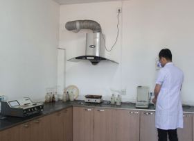 碳硫分析化驗室